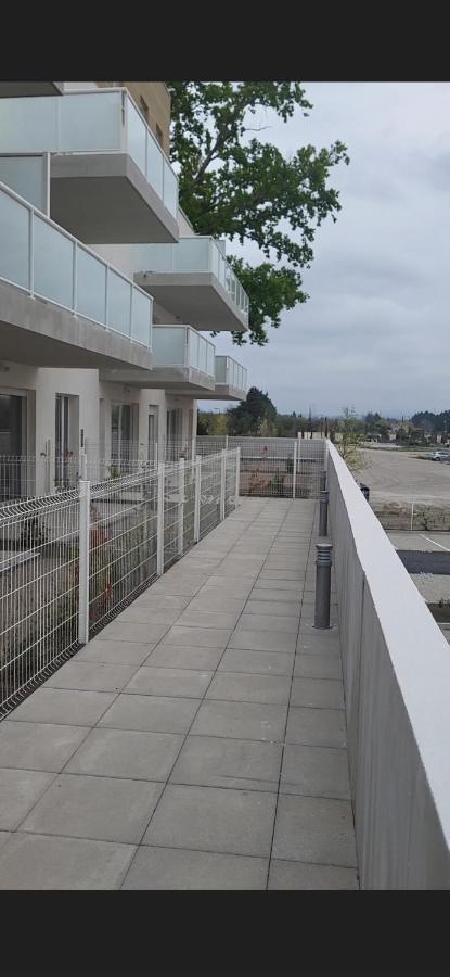 Appartement Avec Balcon/Terrasse モントゥー エクステリア 写真